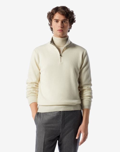 White zip-up wool and cashmere turtleneck