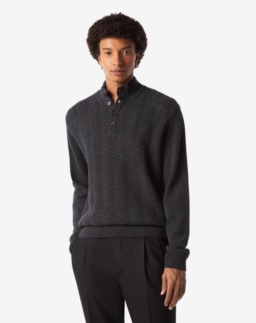 Grey wool and cashmere turtleneck with diagonal stitch