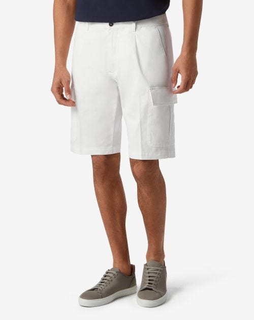 Milk-white stretch cotton cargo Bermuda shorts